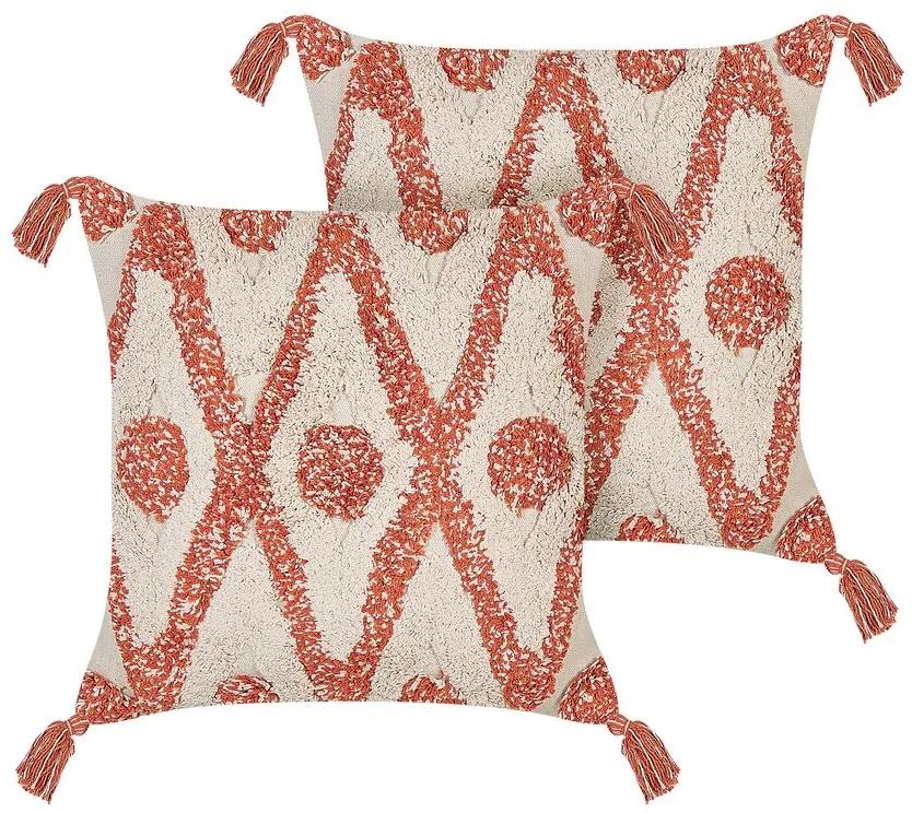 Conjunto de 2 almofadas decorativas em algodão creme e laranja com borlas 45 x 45 cm HICKORY Beliani