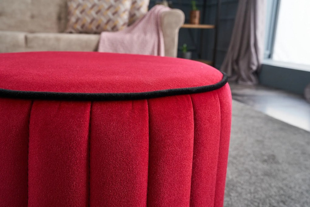 Pouffe Lindy – Vermelho – 40 cm x 40 cm x 40 cm
