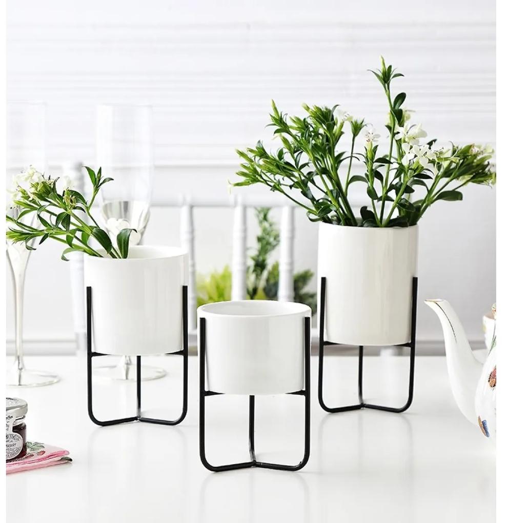 Vasos ceramica com Pes em metal Branco/Preto