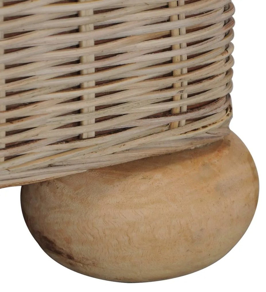 Poltrona com almofadões em vime natural