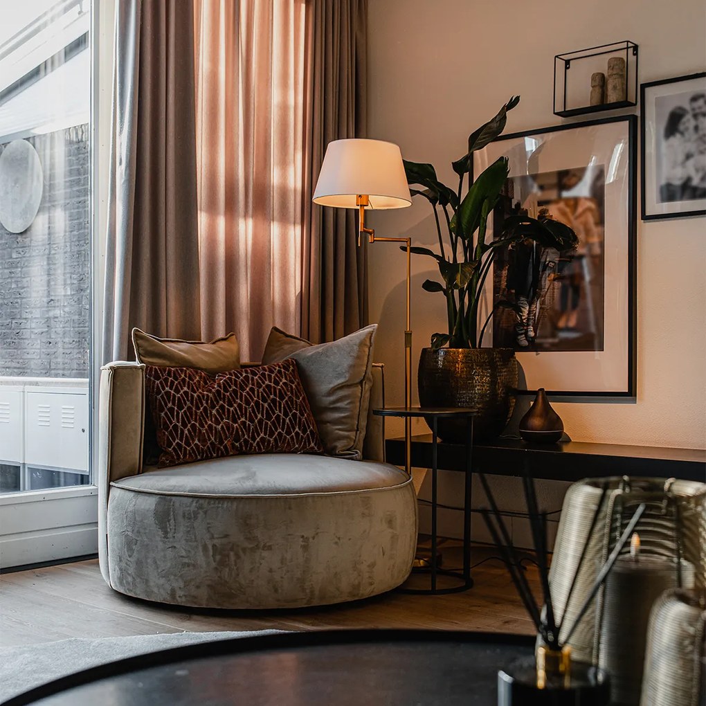 Candeeiro de pé em bronze com cúpula branca e braço ajustável - Ladas Deluxe