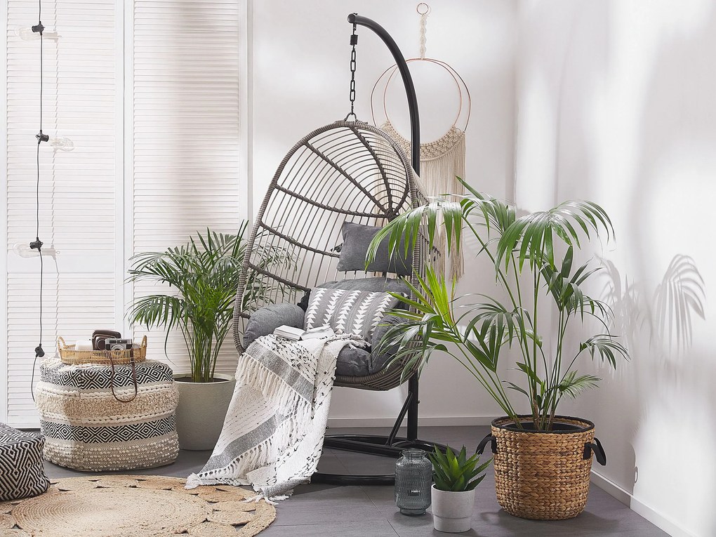 Cadeira suspensa em rattan cinzento com suporte CASOLI Beliani