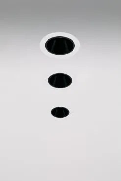Pack De 3 Downlights Led Embutidos Com Molduras Redondas Ø7 Cm Para Exterior Em Alumínio Luisiana Branco - Preto & Branco 3000k & 8 W & 38º - Sklum