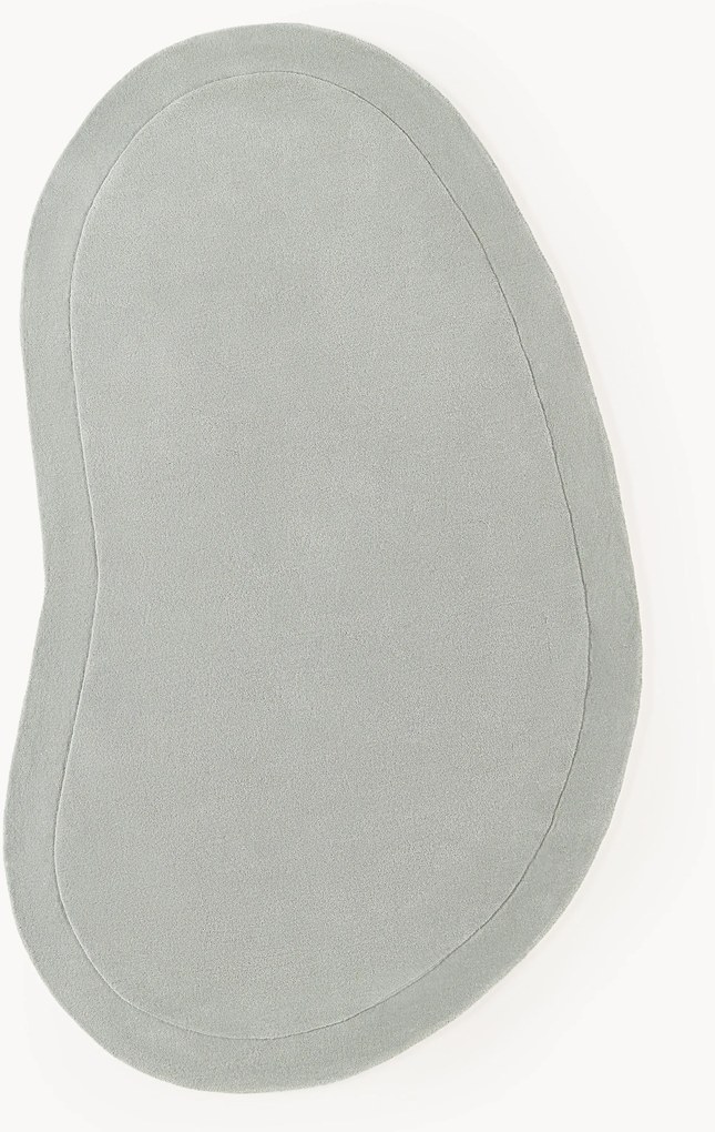 Tapete de lã artesanal com forma orgânica Kadey