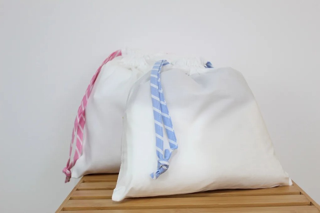 Saquinho 1º Roupa de Bebé