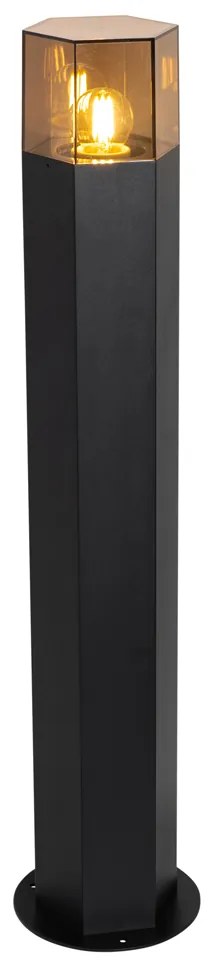 Candeeiro de pé exterior preto com abajur fumê hexagonal 70 cm - Denmark