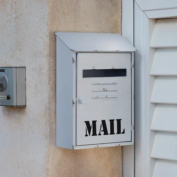 Caixa de Correio Metálica Branca Mail