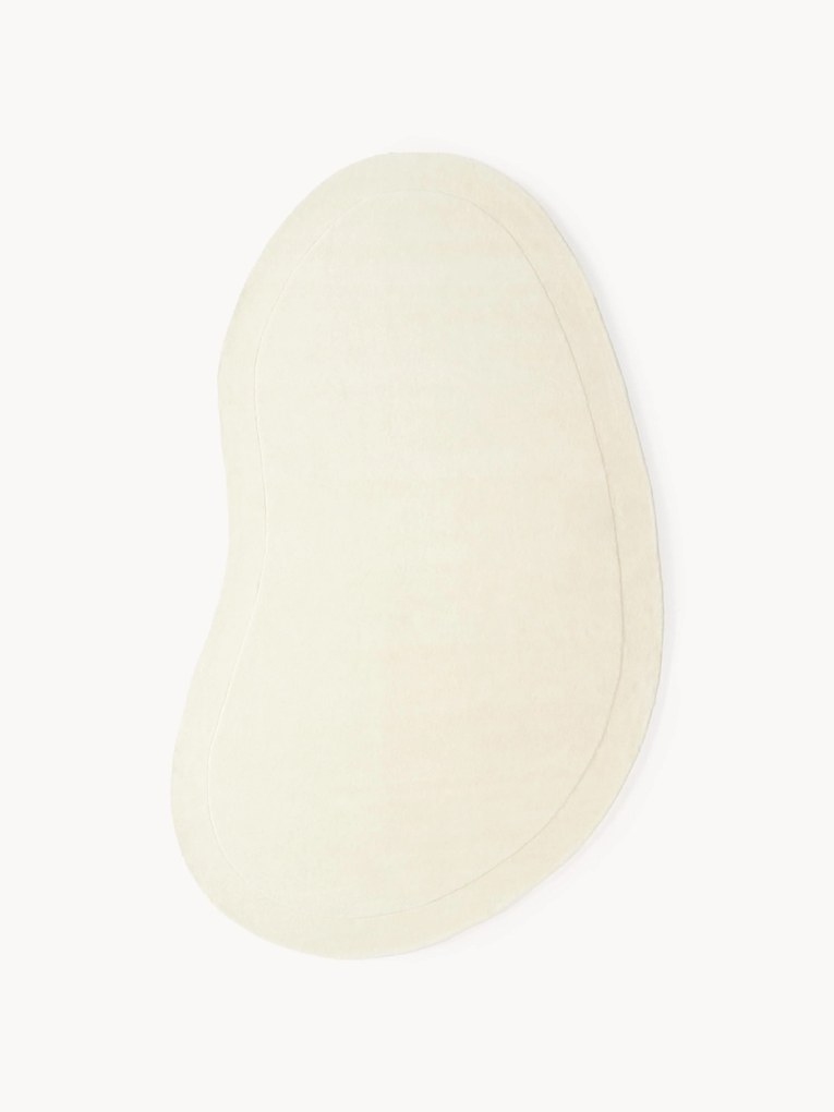 Tapete em lã artesanal com forma orgânica Kadey