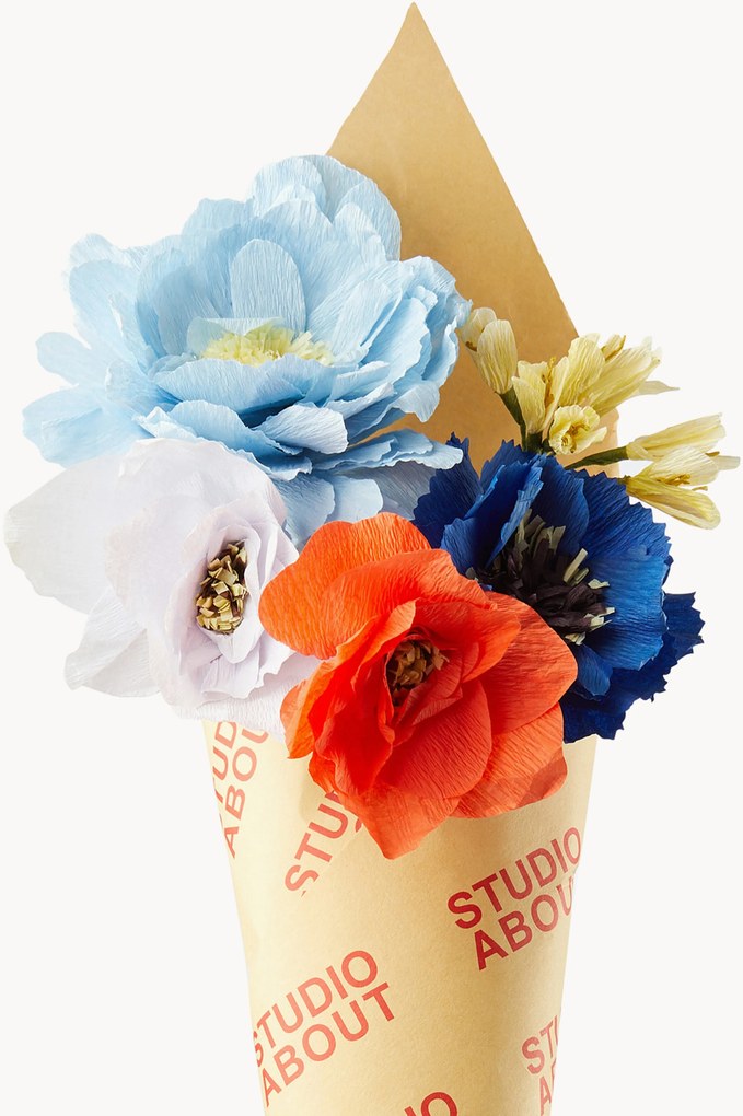 Ramo de flores artificiais artesanal Because