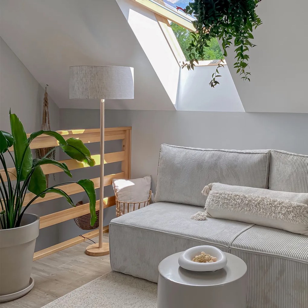 Candeeiro de pé rústico em madeira com abajur castanho claro - Mels