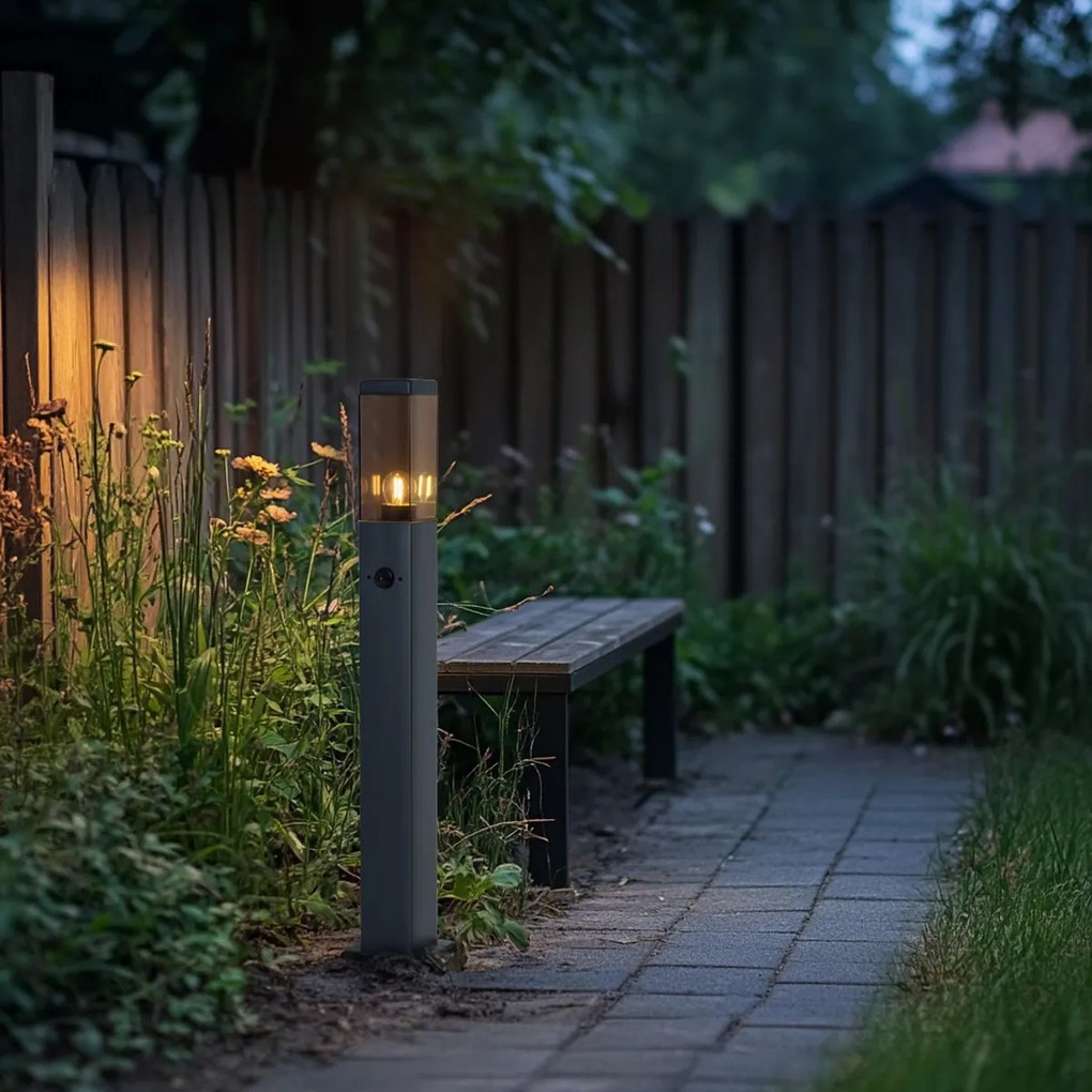 Candeeiro de exterior cinzento escuro com vidro fumado 80cm IP44 com tomada e sensor de movimento - Malios