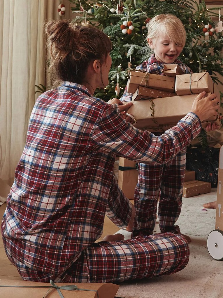 Pijama em flanela, para adulto, coleção cápsula "Happy Family" quadrados vermelho