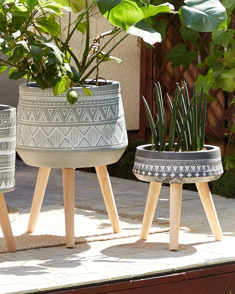 Suporte para vasos cinzento 34 x 34 x 12 cm MOUSSATA Beliani