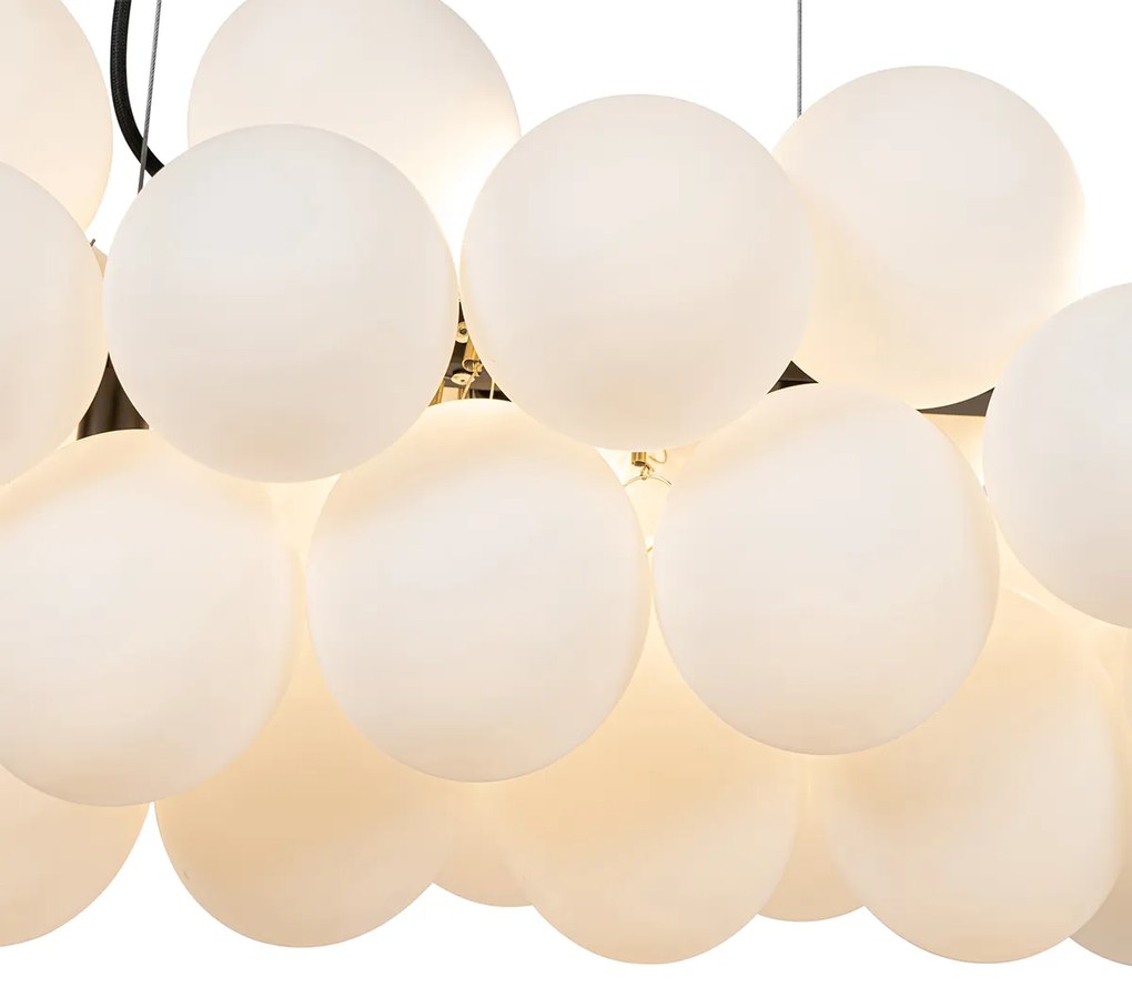 Candeeiro suspenso preto com vidro opala 8 luzes alongado - Uvas Design,Art Deco