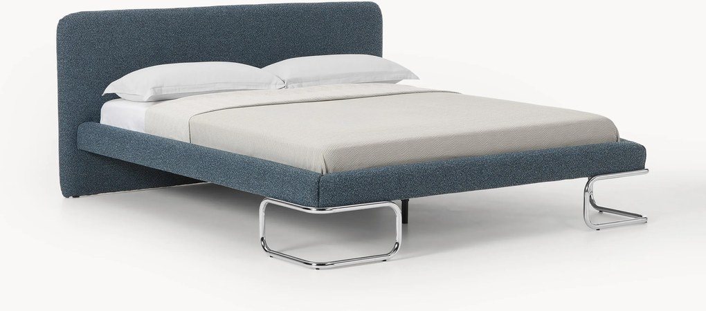 Cama estofada em bouclé com pernas de metal Olina