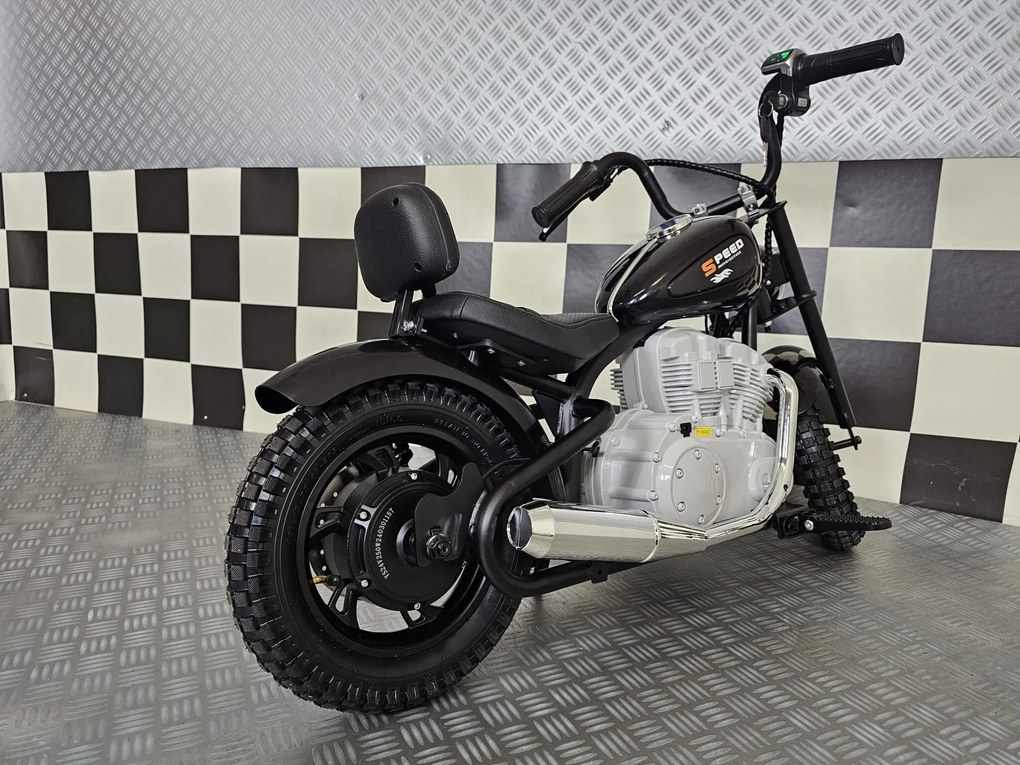 Mota para crianças Chopper 24V Assento em pele, rodas borracha, Luzes Preta