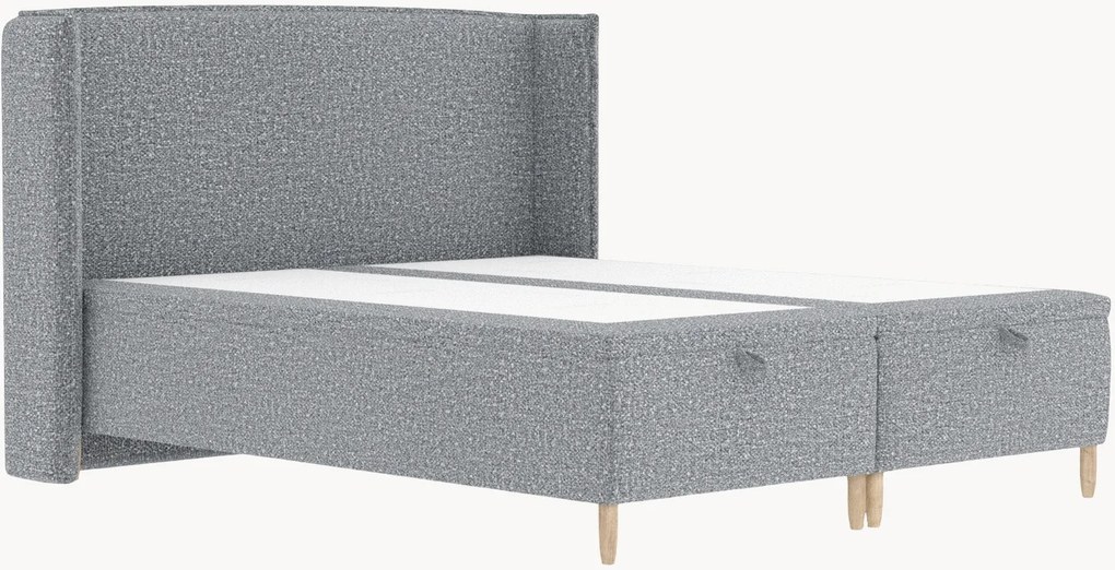 Cama estofada em bouclé artesanal com arrumação Ritual