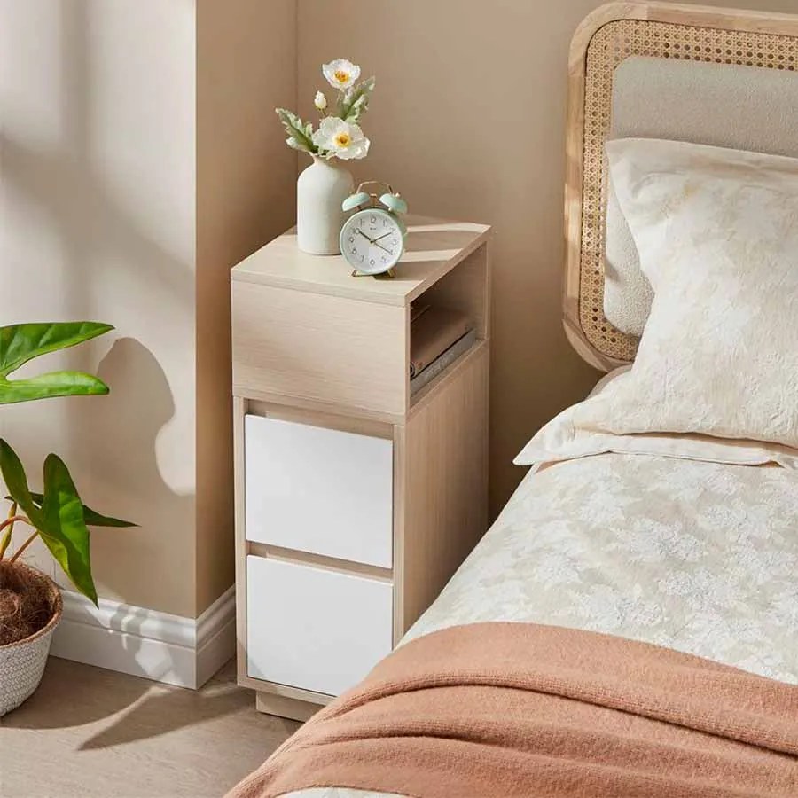 Mesa de cabeceira estreita com 2 gavetas 30 x 25 x 65 cm bege natural e branco nuvem