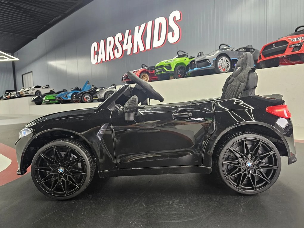 Carro elétrico infantil BMW M4 12V Com Rodas EVA e Assento em couro Preto metálico