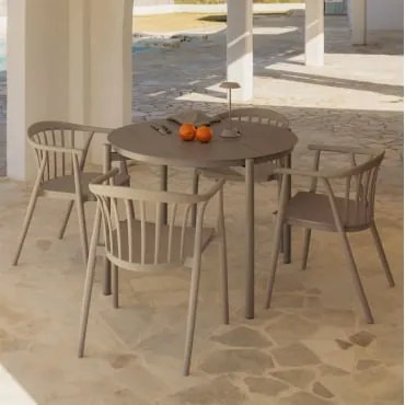 Conjunto De Mesa Redonda Ø110 Cm Em Alumínio Elton E 4 Cadeiras De Jardim Empilháveis Em Polipropileno Ivor Moka Brown - Sklum