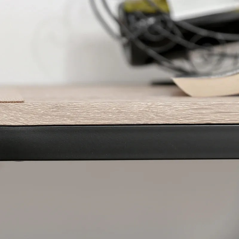 Conjunto de Mesa de Bar com 2 Bancos Conjunto de 3 Peças com 2 Bancos com Encosto e Apoio para Pés Design Industrial Madeira e Preto