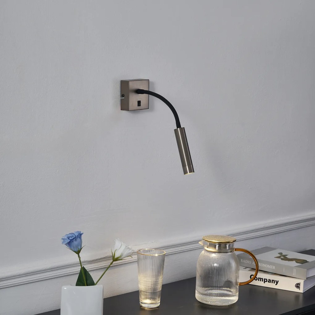 Candeeiro de parede moderno cor de chumbo com porta USB-C - Gosna