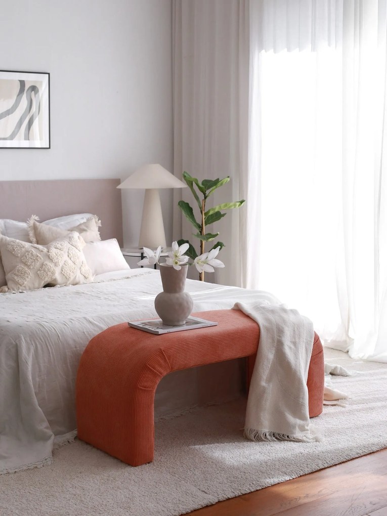 Pouffe Nu – Coral – 106 cm x 45 cm x 46 cm