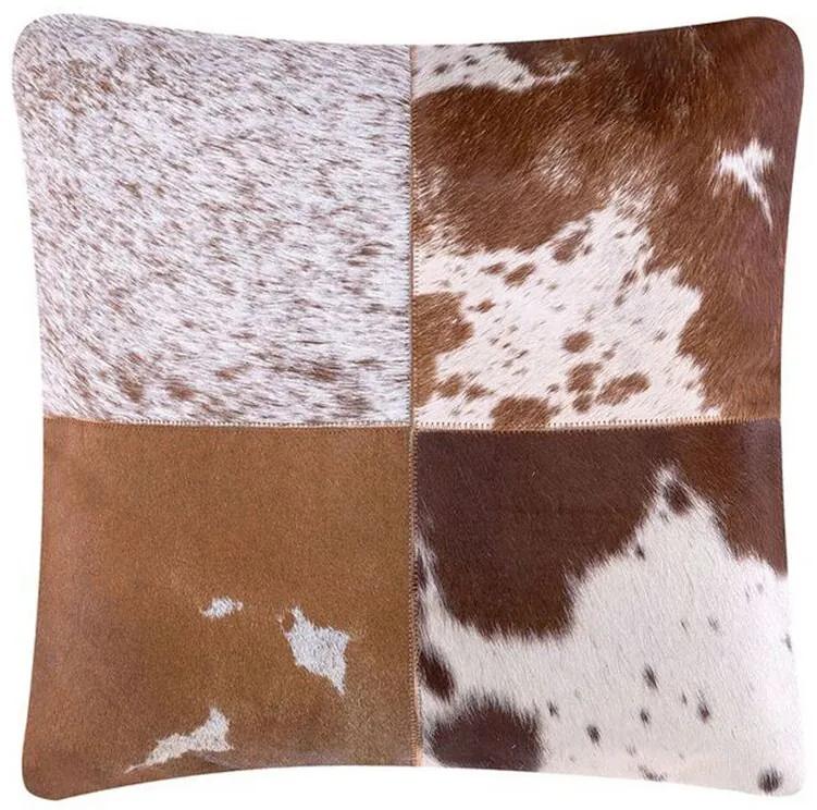 Almofada decorativa de pele de vaca castanho claro 45 x 45 cm MARADY