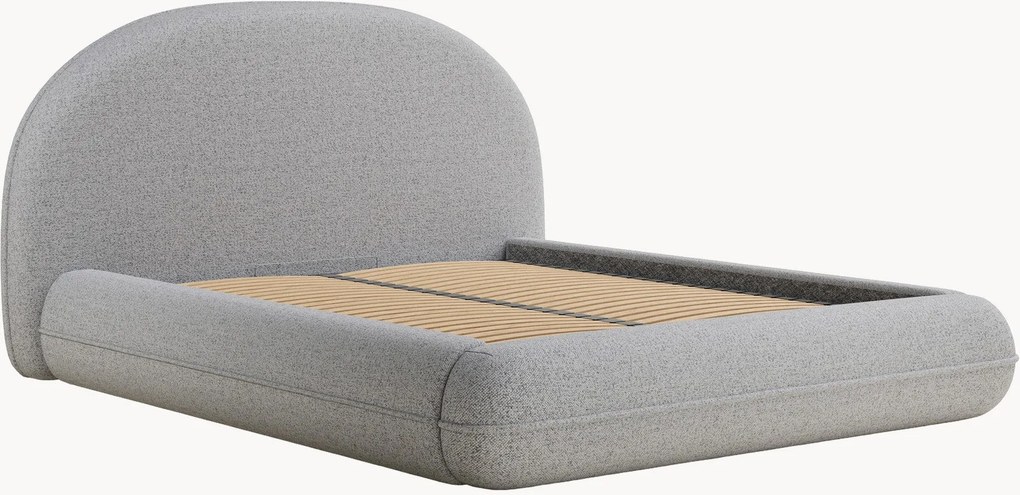 Cama estofada artesanal com arrumação Koji