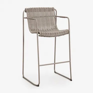 Banqueta Alta Empilhável Com Braços Em Rattan Sintético E Aço Revia Moka Brown & ↑75 Cm - Sklum