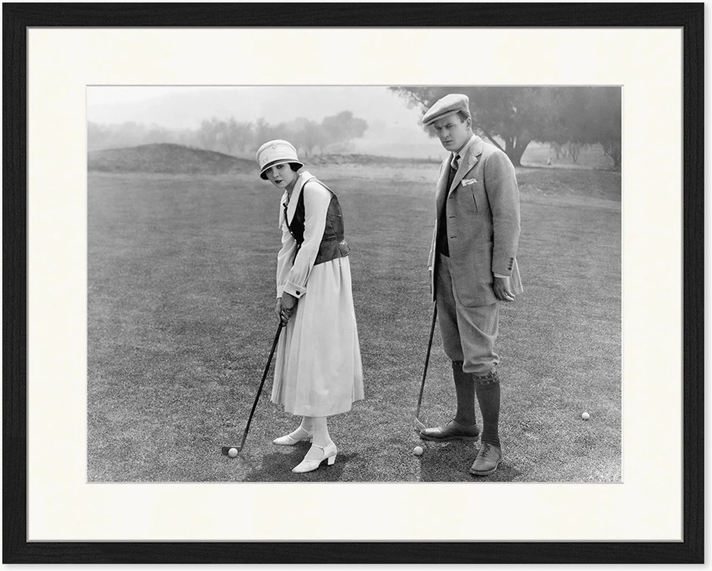 Fotografia emoldurada Couple Golf, vários tamanhos