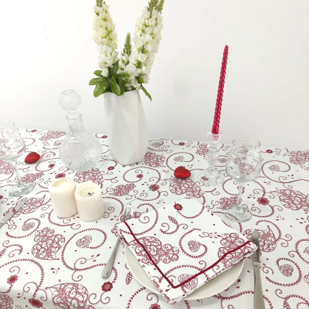 Toalha de Mesa Viana Red com Rolinho