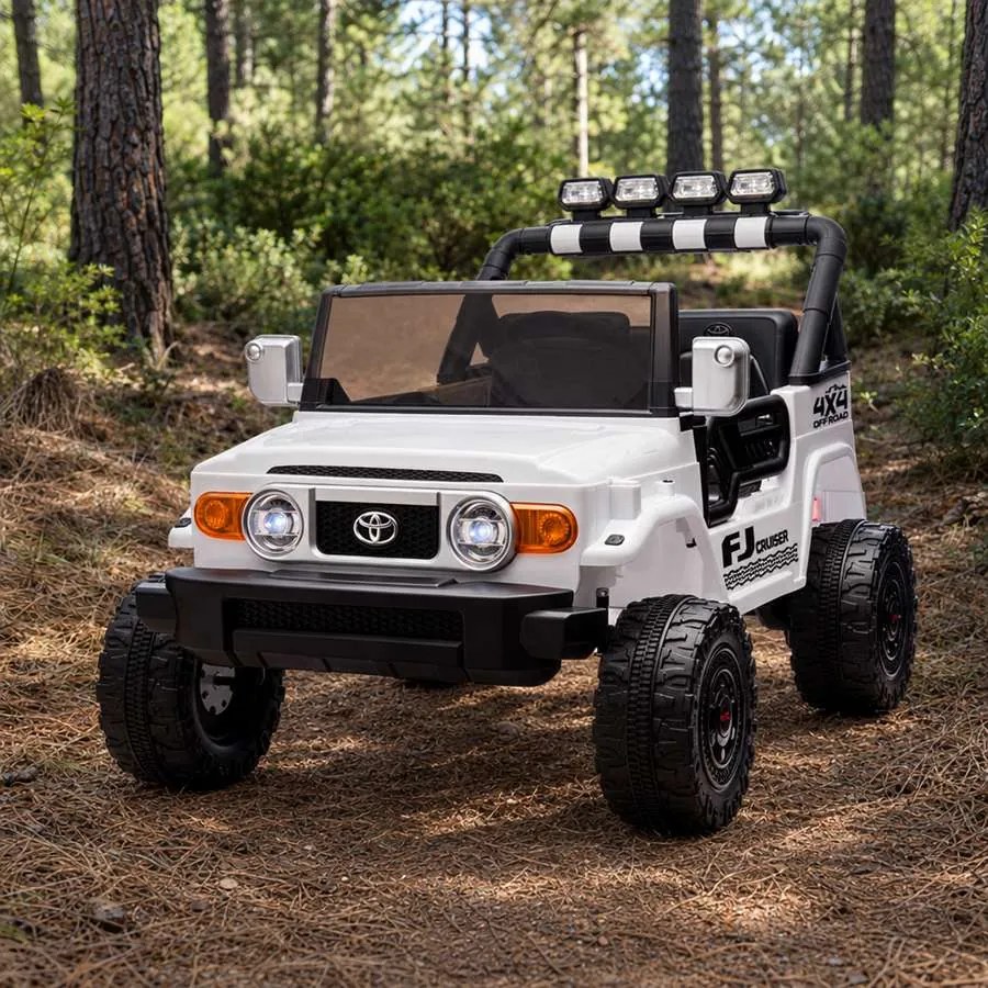 Carro elétrico para crianças Toyota FJ Cruiser XXL 24V 4x4, licença oficial (dois lugares), bateria de lítio portátil, chassis alto, suspensão traseir