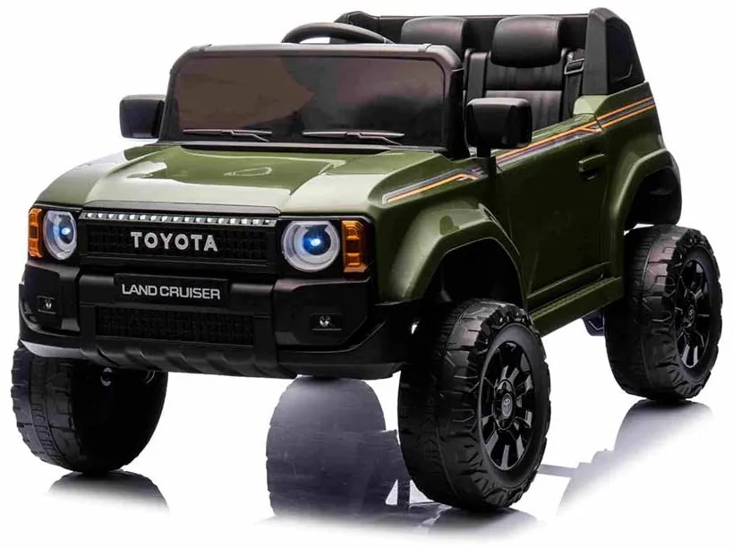 Jipe elétrico para crianças Toyota Landcruiser 12V controlo remoto de 2,4 GHz, entrada USB/AUX, Bluetooth, suspensão, bateria de lítio, luzes LED Verd