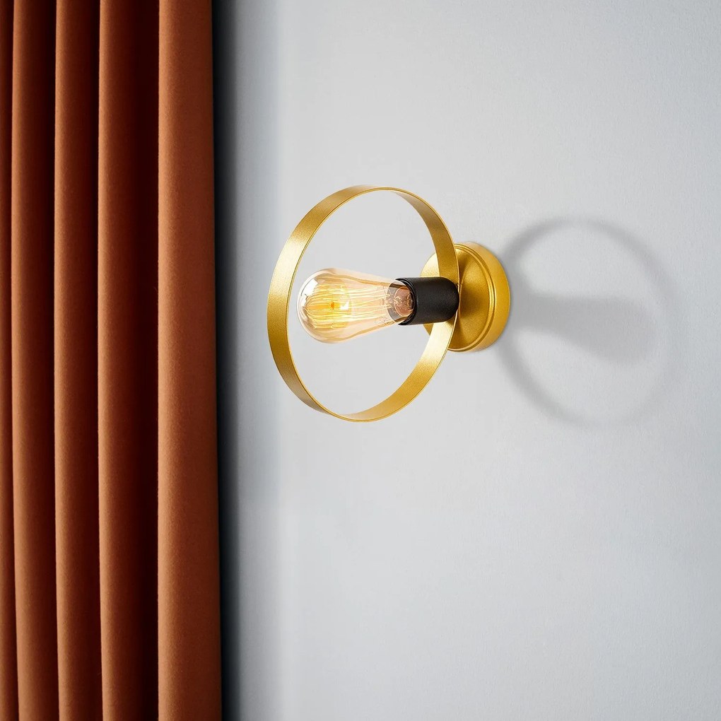 Aplique de Parede Halka – Dourado e Preto – 4 x 23 cm