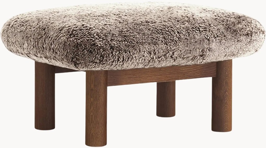 Banco em madeira de carvalho com estofos em pele de carneiro Brasilia