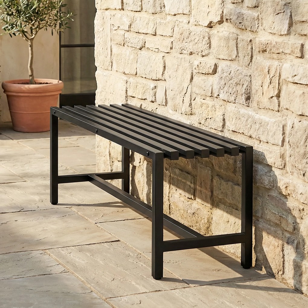 Banco de jardim de 2 lugares em aço galvanizado 117 x 36 x 44 cm, assento com ripas, sem encosto, capacidade para 240 kg, preto