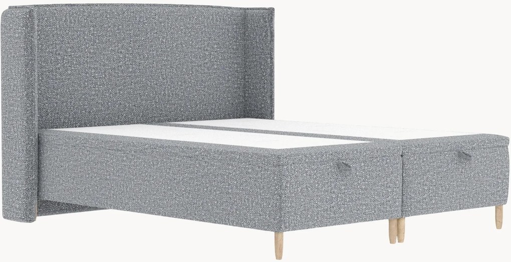 Cama estofada em bouclé artesanal com arrumação Ritual