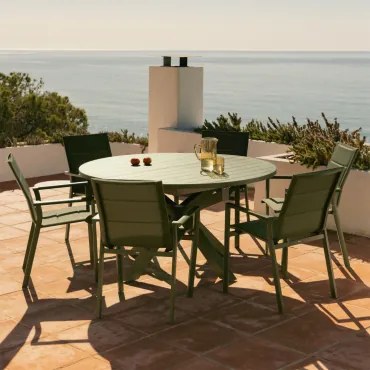 Conjunto De Mesa Extensível Barces 145-200x145 Cm E 6 Cadeiras De Jardim Empilháveis Com Apoios De Braços Em Alumínio Karena Verde Azeitona Intenso -