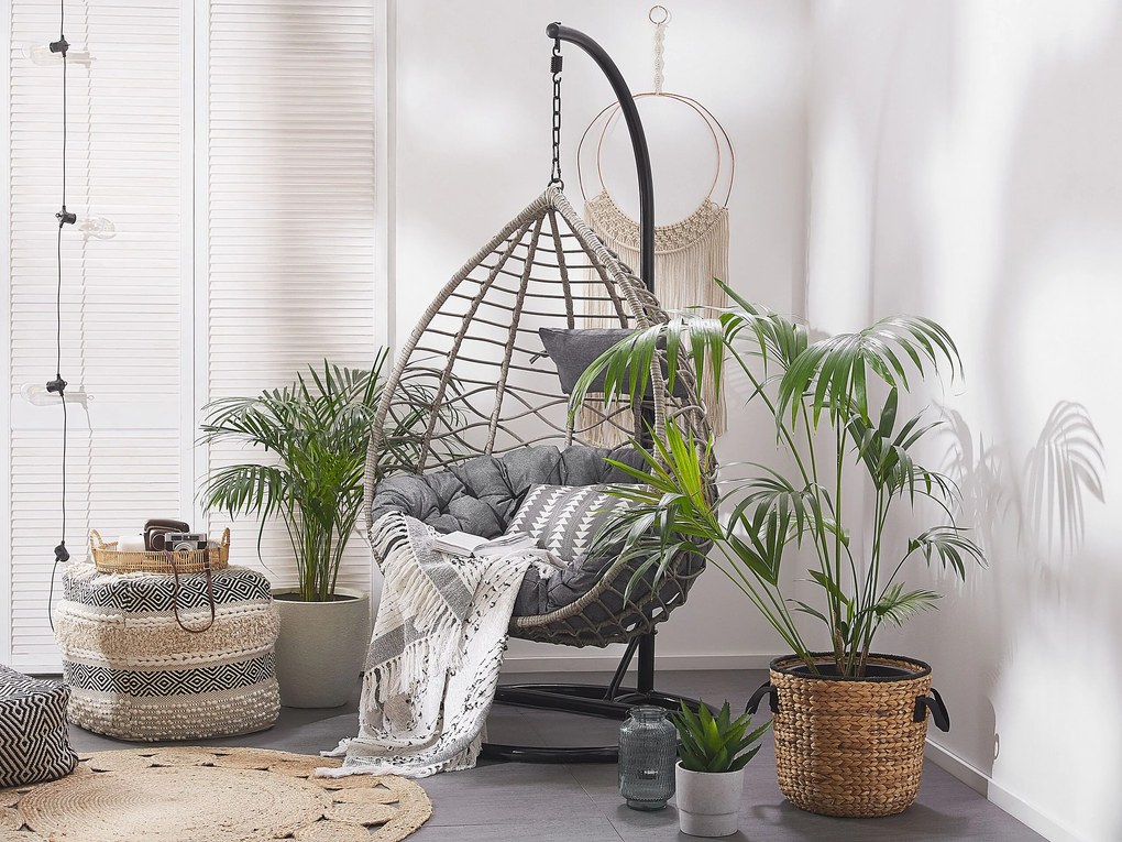Cadeira suspensa em rattan cinzento com suporte ARSITA Beliani