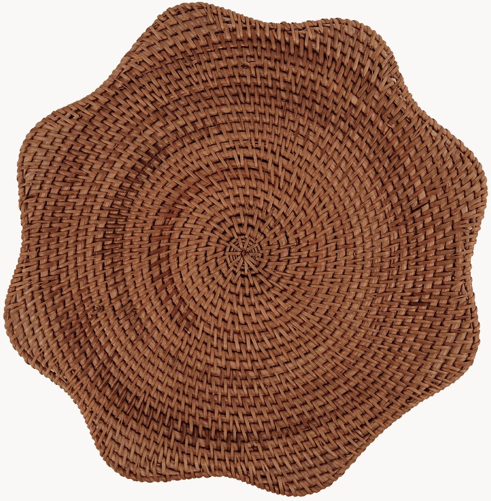 Individual de mesa artesanal em vime Scallop