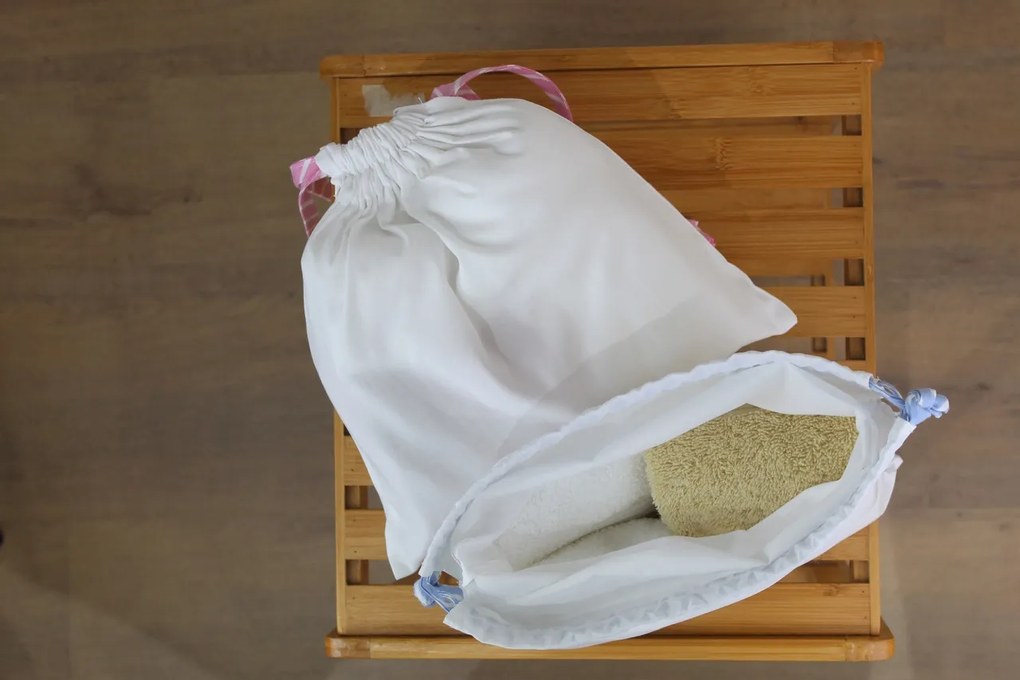Saquinho 1º Roupa de Bebé