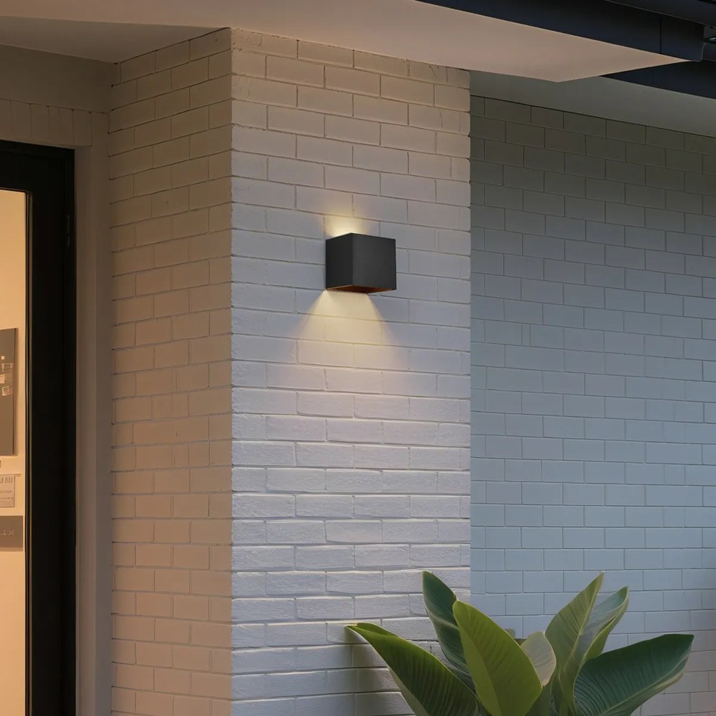 Candeeiro de Parede Exterior Preto Incl. LED 2 Luzes IP65 com Luz Regulável e Solar - Charlene