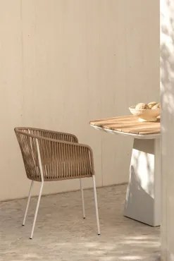Cadeira De Jardim Com Braços Em Ferro E Corda Trançada Jocelyn Natural - Branco - Sklum