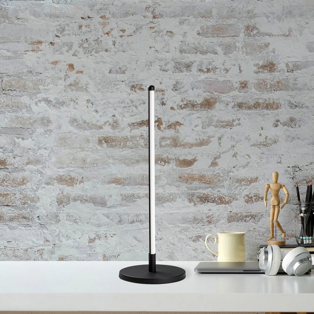 Candeeiro de Mesa Only – Preto – Diâmetro 18 cm Altura 51 cm