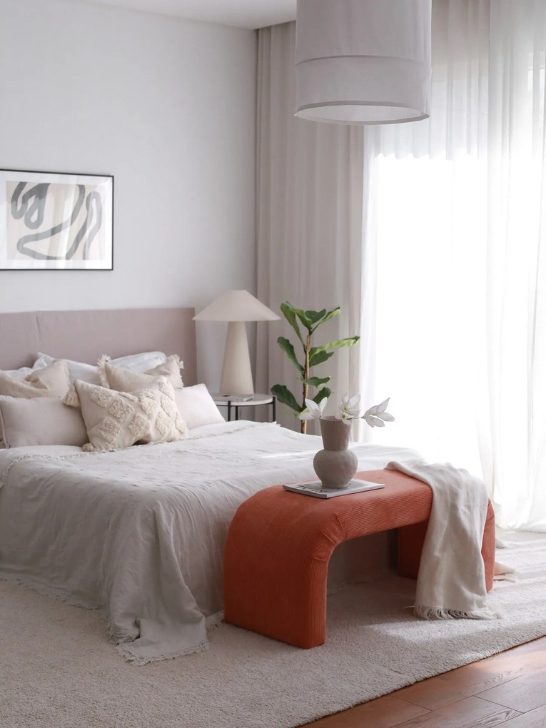 Pouffe Nu – Coral – 106 cm x 45 cm x 46 cm