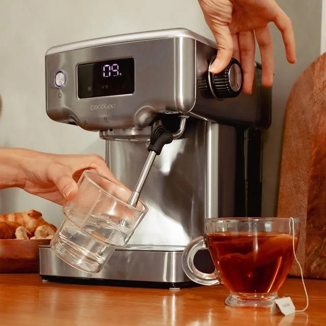 Máquina de café Cecotec Express Power Espresso 20 Barista Compact display digital e termobloco