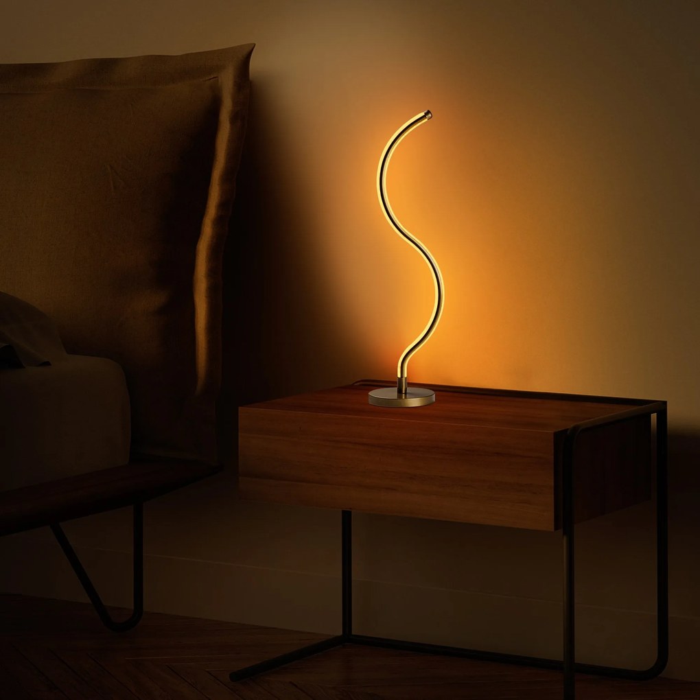 Candeeiro de Mesa Yay – Dourado – Diâmetro: 25 cm Altura: 40 cm