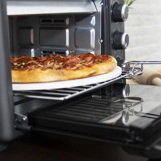 Mini-forno de convecção de 26 litros Bake&Toast 2600 Black 4Pizza com pedra especial para pizzas e 6 funções diferentes.