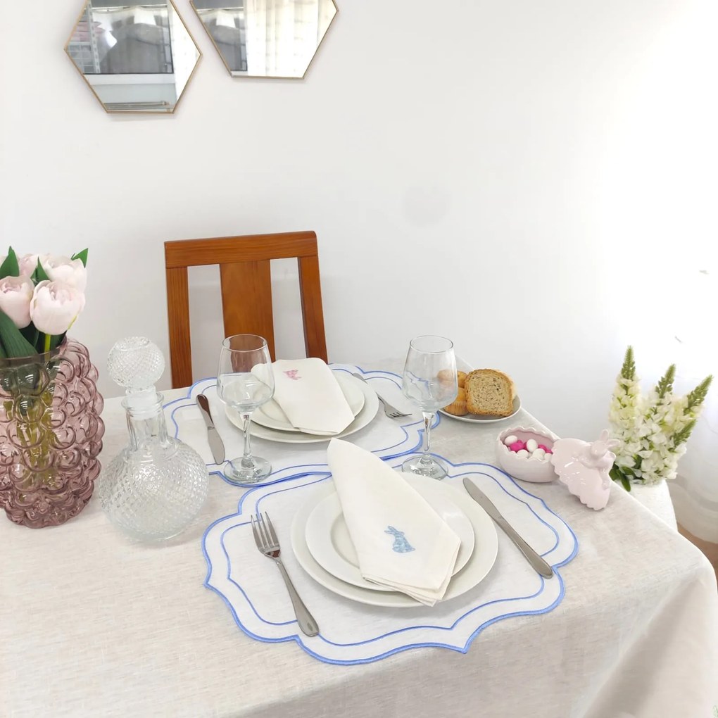 Toalha de Mesa Linho e Ponto Aberto Easter Bunny